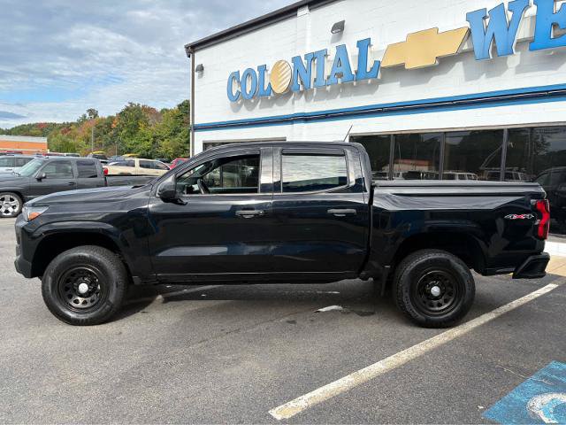 Used 2023 Chevrolet Colorado W/T w/ WT Convenience Package AWD/4WD image 8