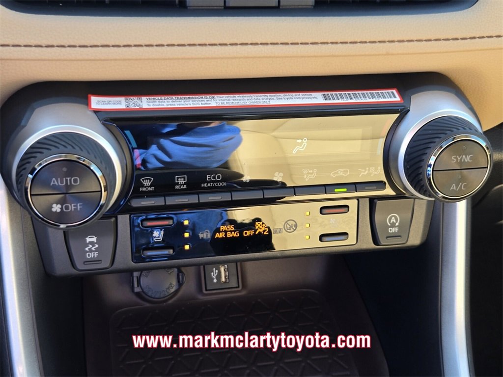 New 2025 Toyota RAV4 Limited image 18