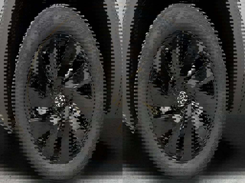 New 2026 Volkswagen Atlas Cross Sport SE image 21