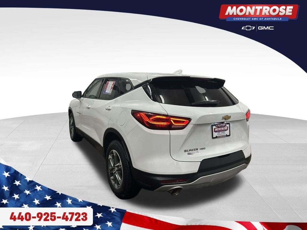 Used 2023 Chevrolet Blazer LT w/ Driver Confidence Package image 3