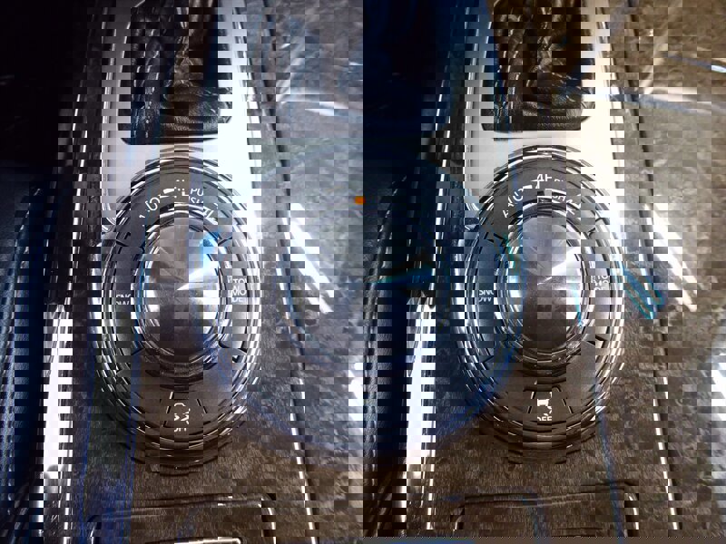 Used 2015 INFINITI QX80 Luxe w/ 22" Wheel Package image 19