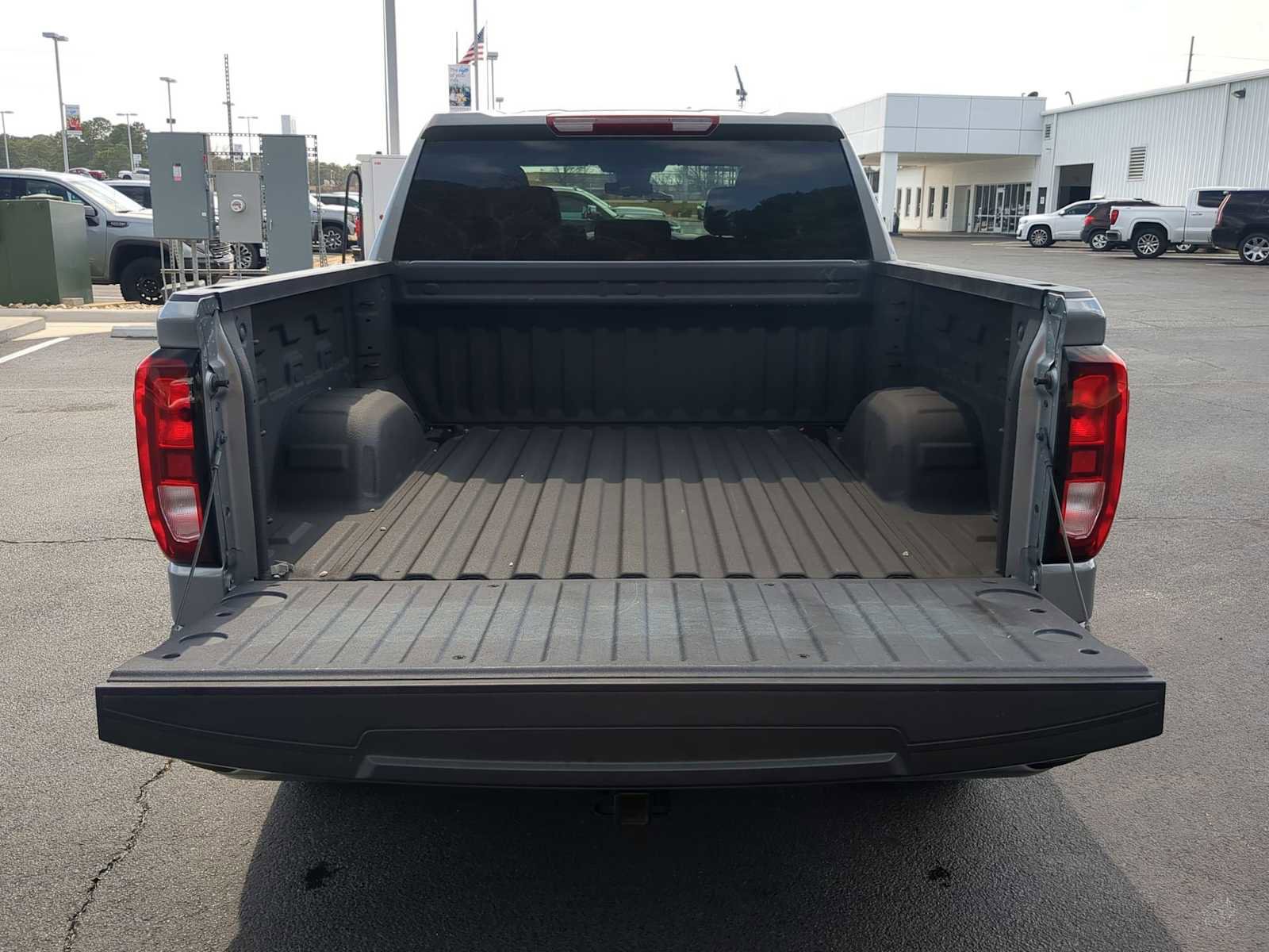 Used 2024 GMC Sierra 1500 Pro w/ Graphite Edition image 22