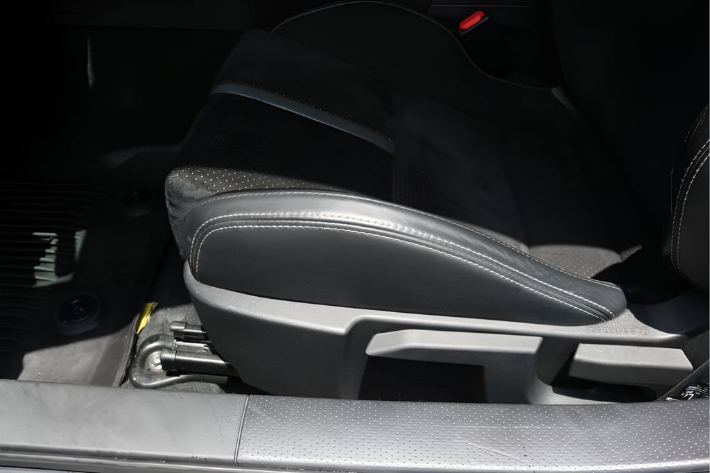 Used 2022 Toyota GR86 Premium w/ ALL Weather Mat Package (TMS) RWD image 13