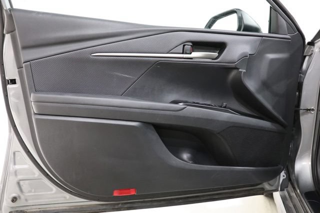 Used 2025 Toyota Camry SE FWD image 18