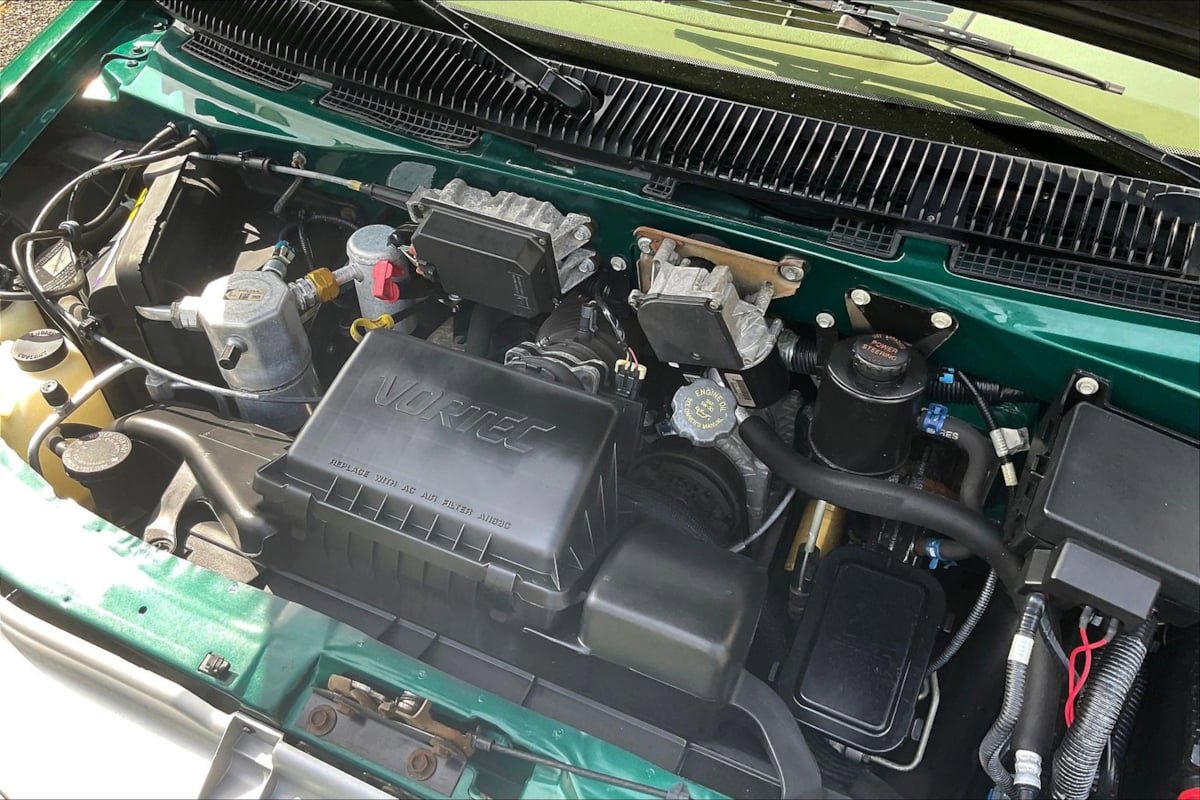 Used 2000 Chevrolet Astro Passenger RWD image 27