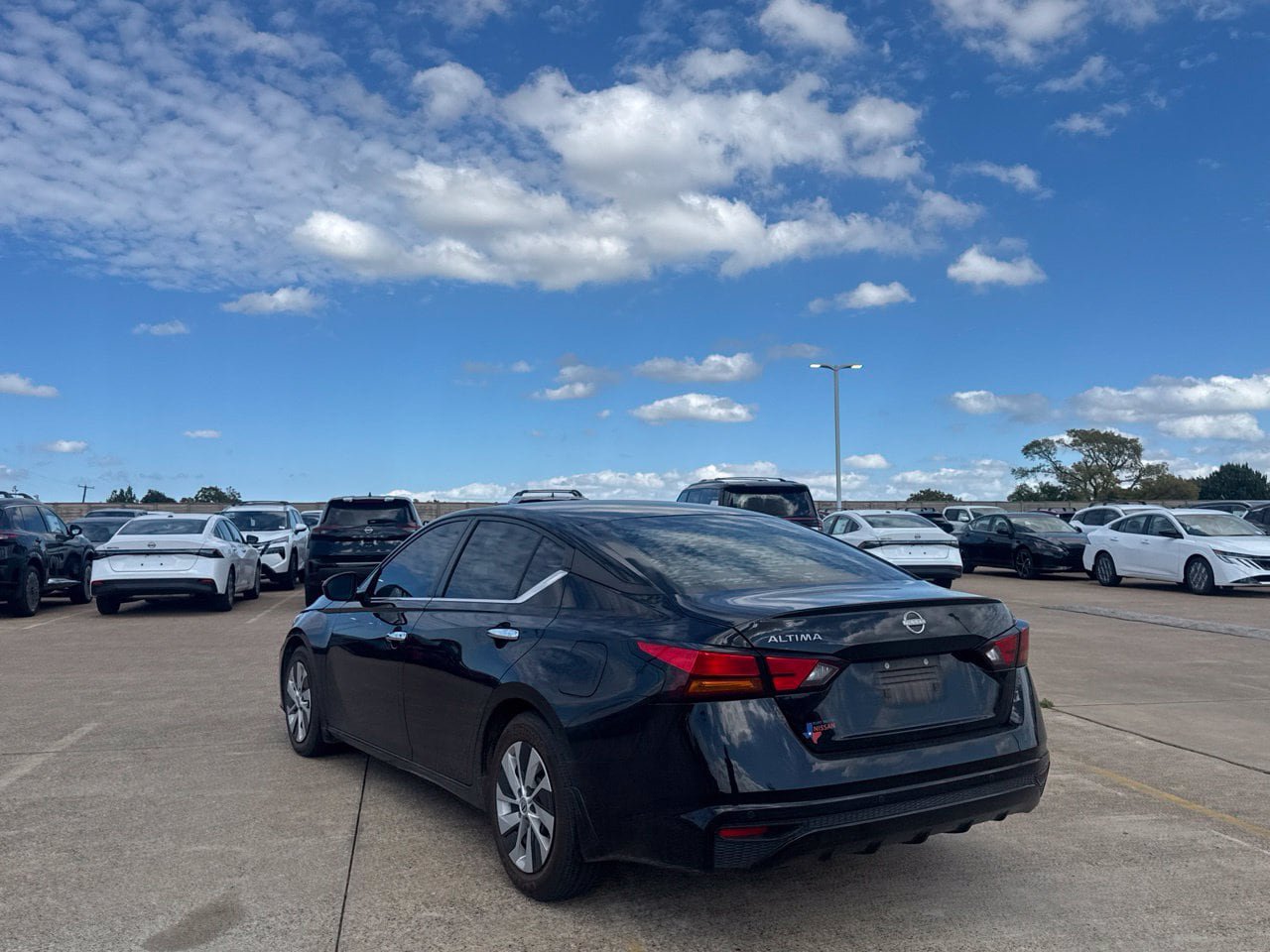 Used 2023 Nissan Altima 2.5 S FWD image 20