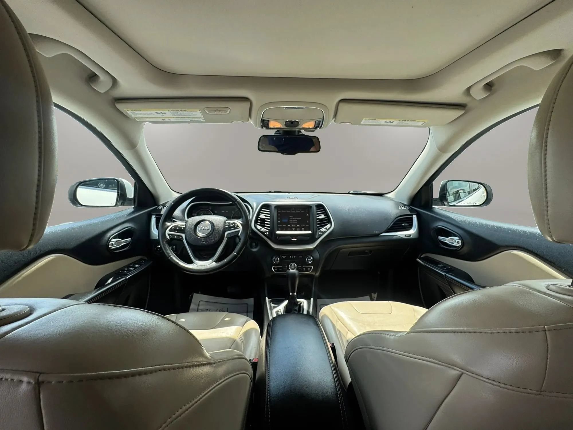 Used 2015 Jeep Cherokee Limited FWD image 13