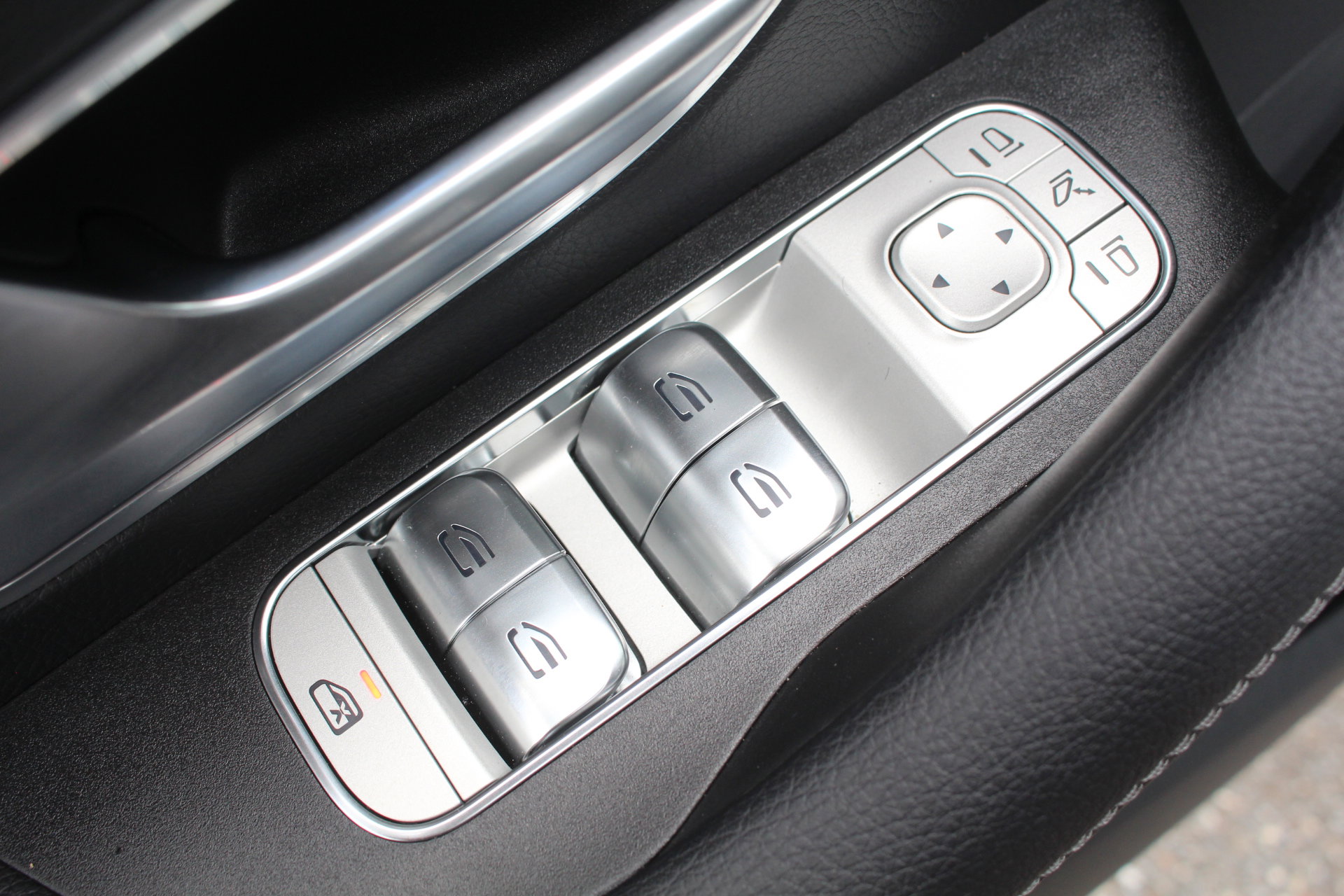 New 2025 Mercedes-Benz GLE 350 4MATIC image 14