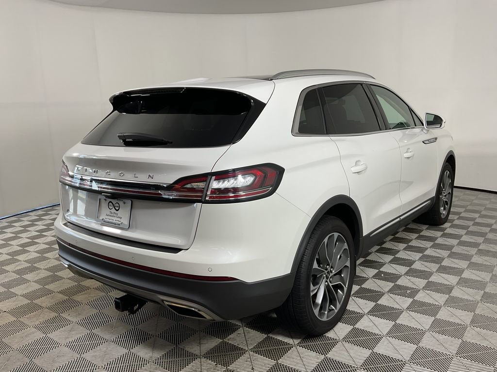 Used 2022 Lincoln Nautilus Reserve image 9