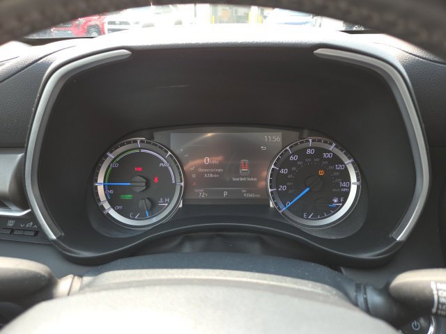Used 2023 Toyota Highlander XLE AWD/4WD image 13