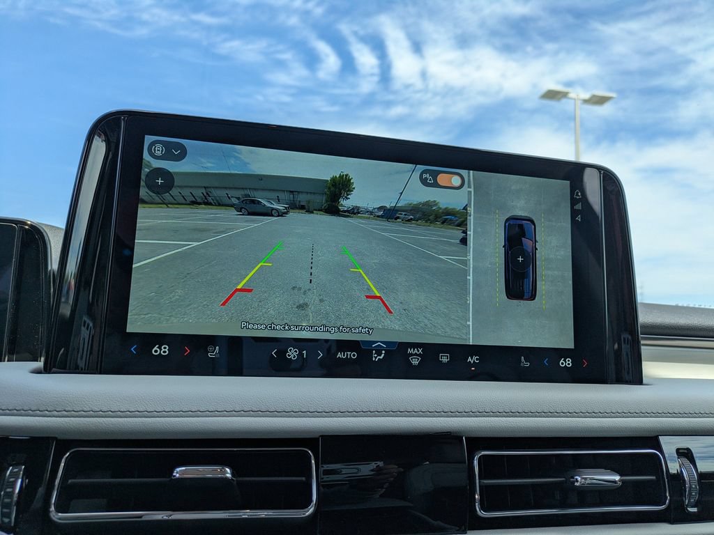 New 2026 Lincoln Aviator Reserve w/ Illumination Package RWD image 24