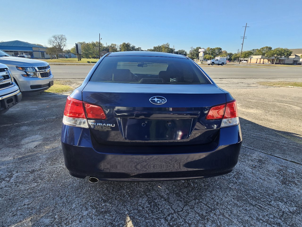 Used 2010 Subaru Legacy 2.5i Premium image 7
