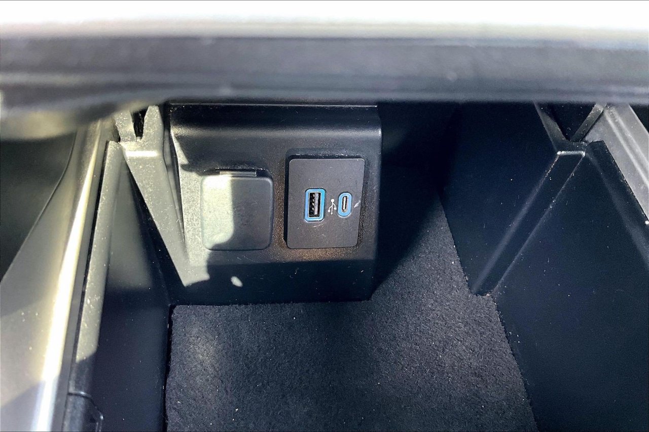 Used 2023 Ford Explorer Timberline AWD/4WD image 17