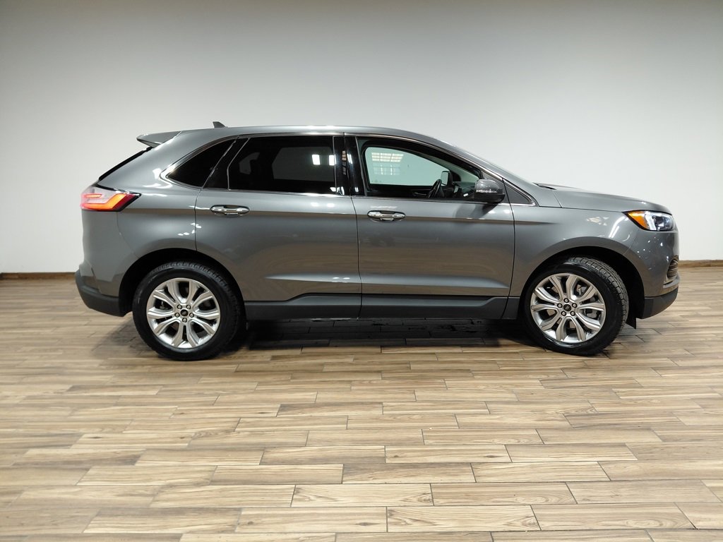 Used 2024 Ford Edge Titanium image 17