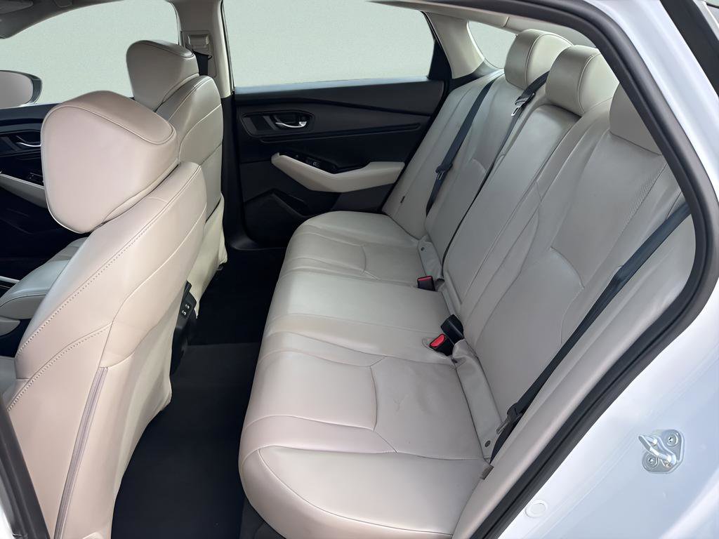 Used 2023 Honda Accord Touring image 15