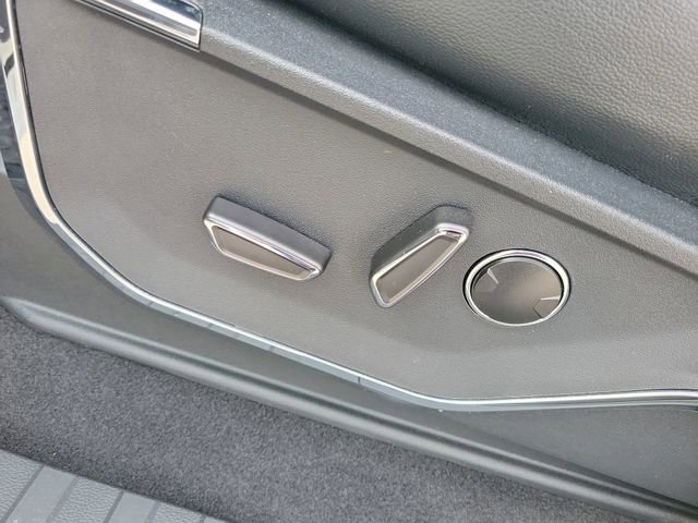 Used 2024 Ford F150 Lariat w/ Equipment Group 502A High AWD/4WD image 7