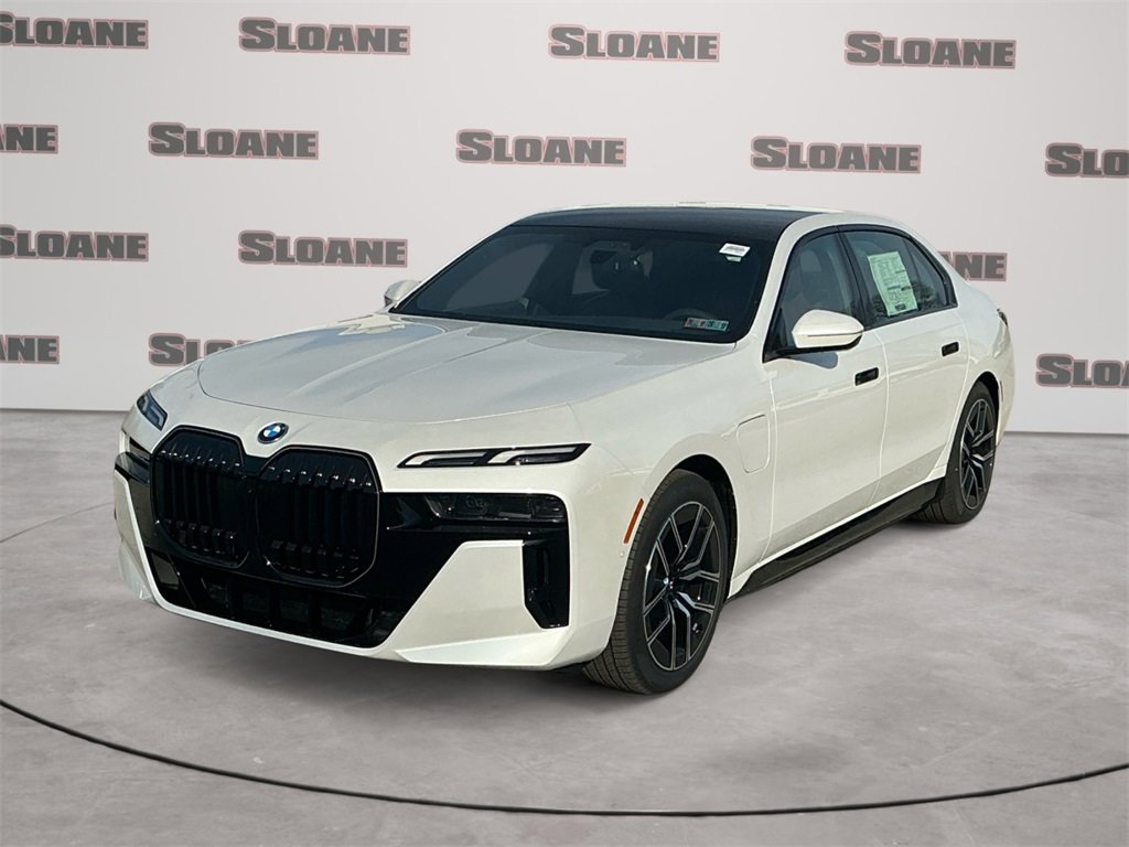 New 2026 BMW 750e xDrive image 1