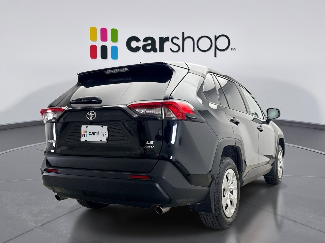 Used 2024 Toyota RAV4 LE image 5