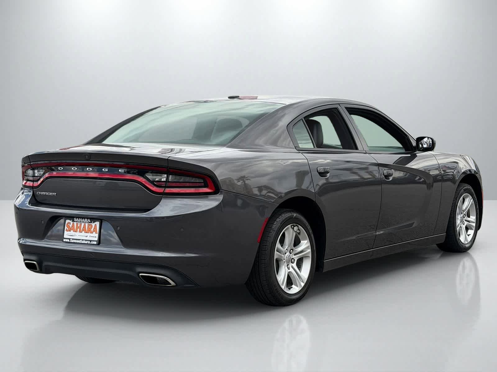 Certified 2021 Dodge Charger SXT w/ Leather Interior Group RWD image 7