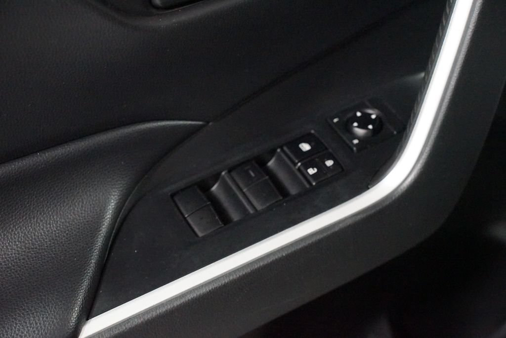 Used 2022 Toyota RAV4 LE FWD image 29