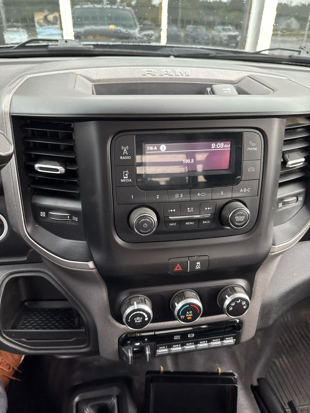 Used 2019 RAM 3500 Tradesman AWD/4WD image 10