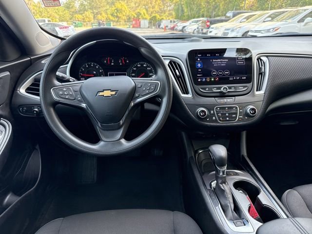Used 2024 Chevrolet Malibu LT image 20