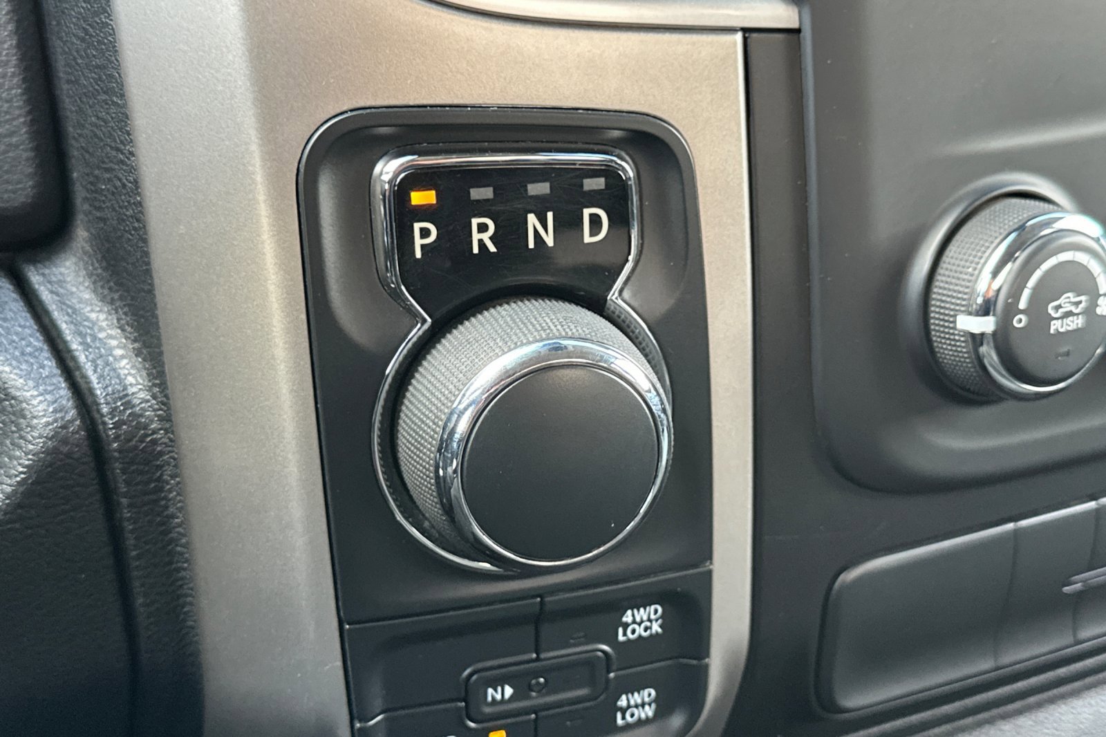 Used 2017 RAM 1500 Classic SLT image 31