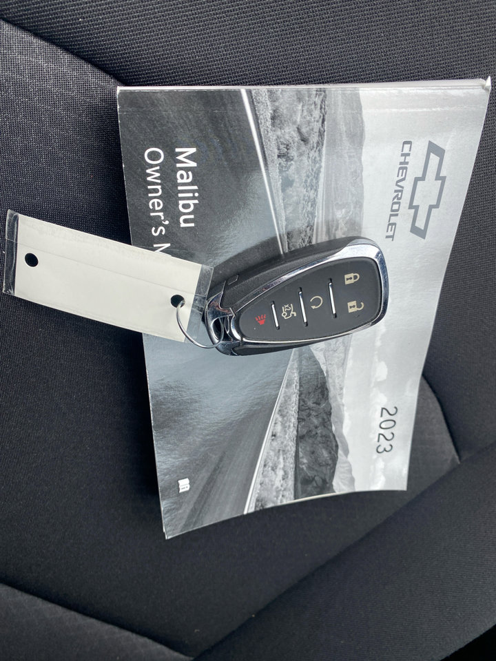 Used 2023 Chevrolet Malibu LT image 23