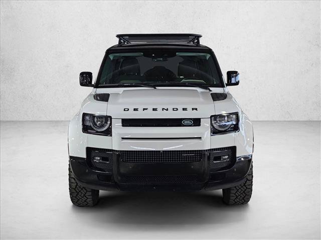 Used 2023 Land Rover Defender 110 X-Dynamic SE AWD/4WD image 2
