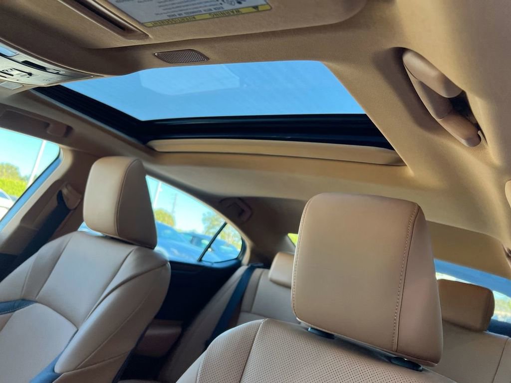 Certified 2024 Lexus ES 350 w/ Premium Package image 18