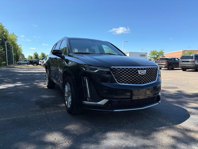 Used 2025 Cadillac XT6 Luxury w/ LPO, Floor Liner Package AWD/4WD image 4