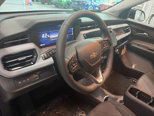 New 2027 Chevrolet Bolt LT w/ Comfort Package FWD image 16