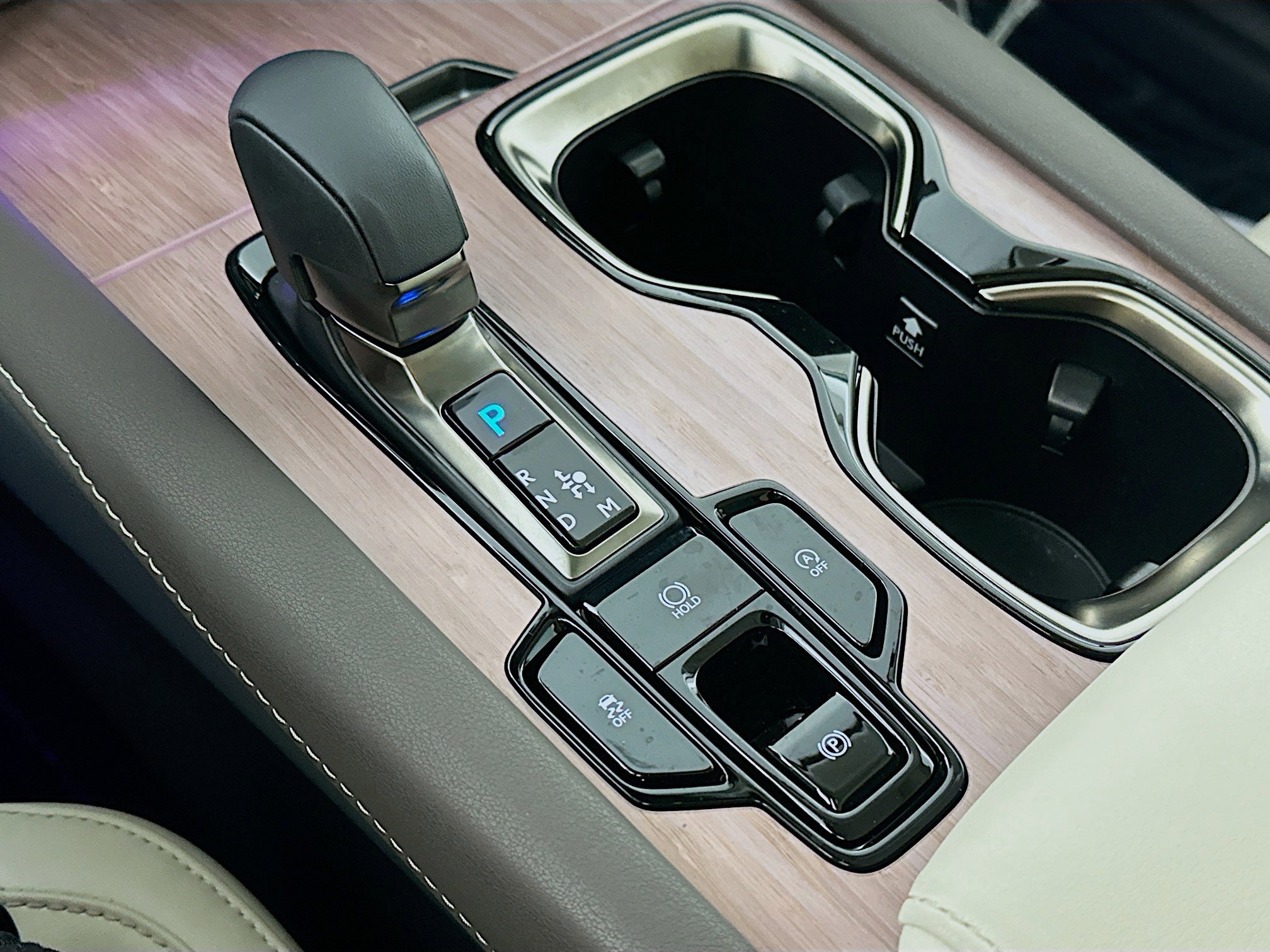 Used 2025 Lexus RX 350 Premium Plus w/ Accessory Package (Z1) image 17