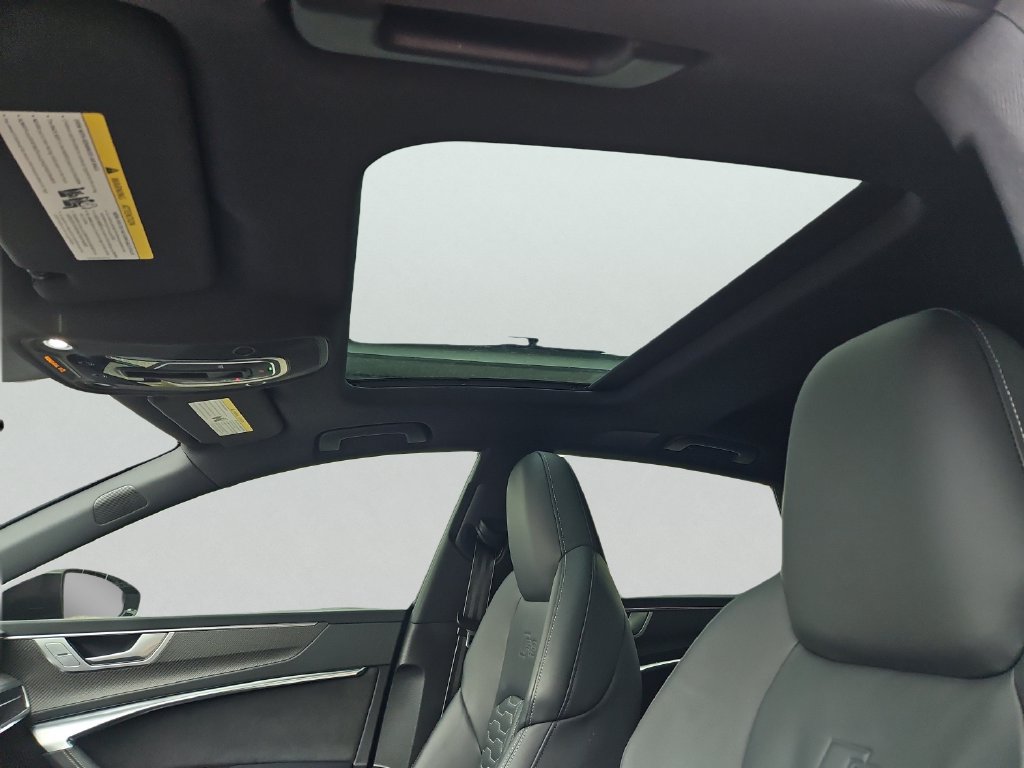 Certified 2022 Audi RS 7 Sportback AWD/4WD image 15