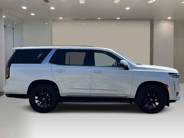 Used 2021 Cadillac Escalade Premium Luxury w/ LPO, Illumination Package AWD/4WD image 5