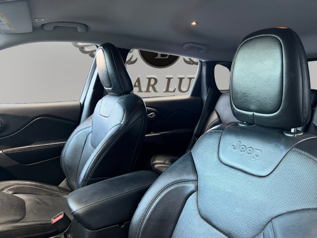 Used 2019 Jeep Cherokee Limited FWD image 9