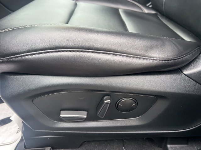 Used 2023 Ford Explorer XLT w/ Equipment Group 202A image 23