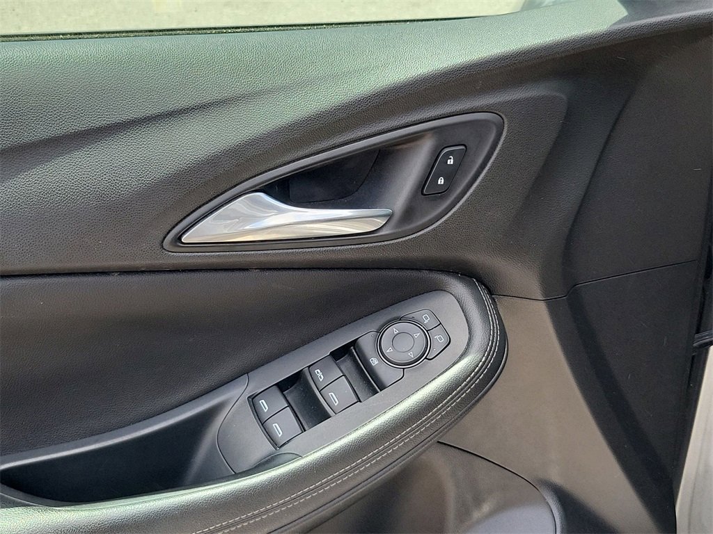 Used 2021 Buick Encore GX Preferred w/ Sport Touring Package image 15