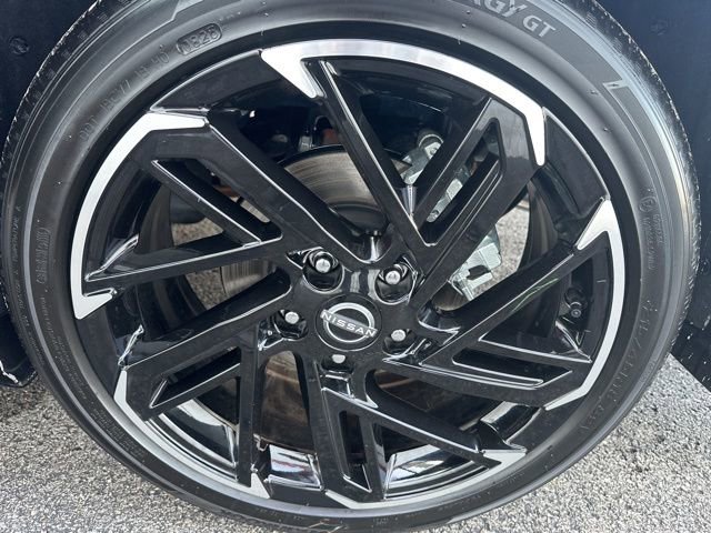 Certified 2026 Nissan Sentra SR w/ SR Premium Package FWD image 9