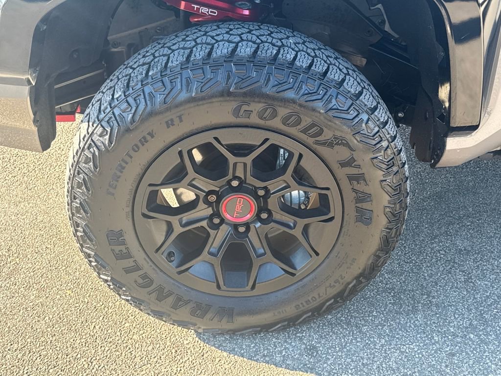 Used 2025 Toyota Tacoma TRD Pro image 38