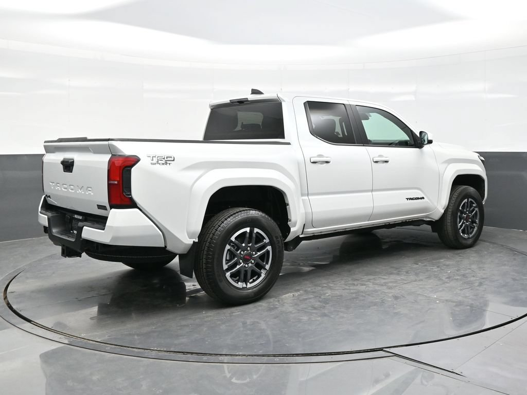Used 2024 Toyota Tacoma TRD Sport AWD/4WD image 7