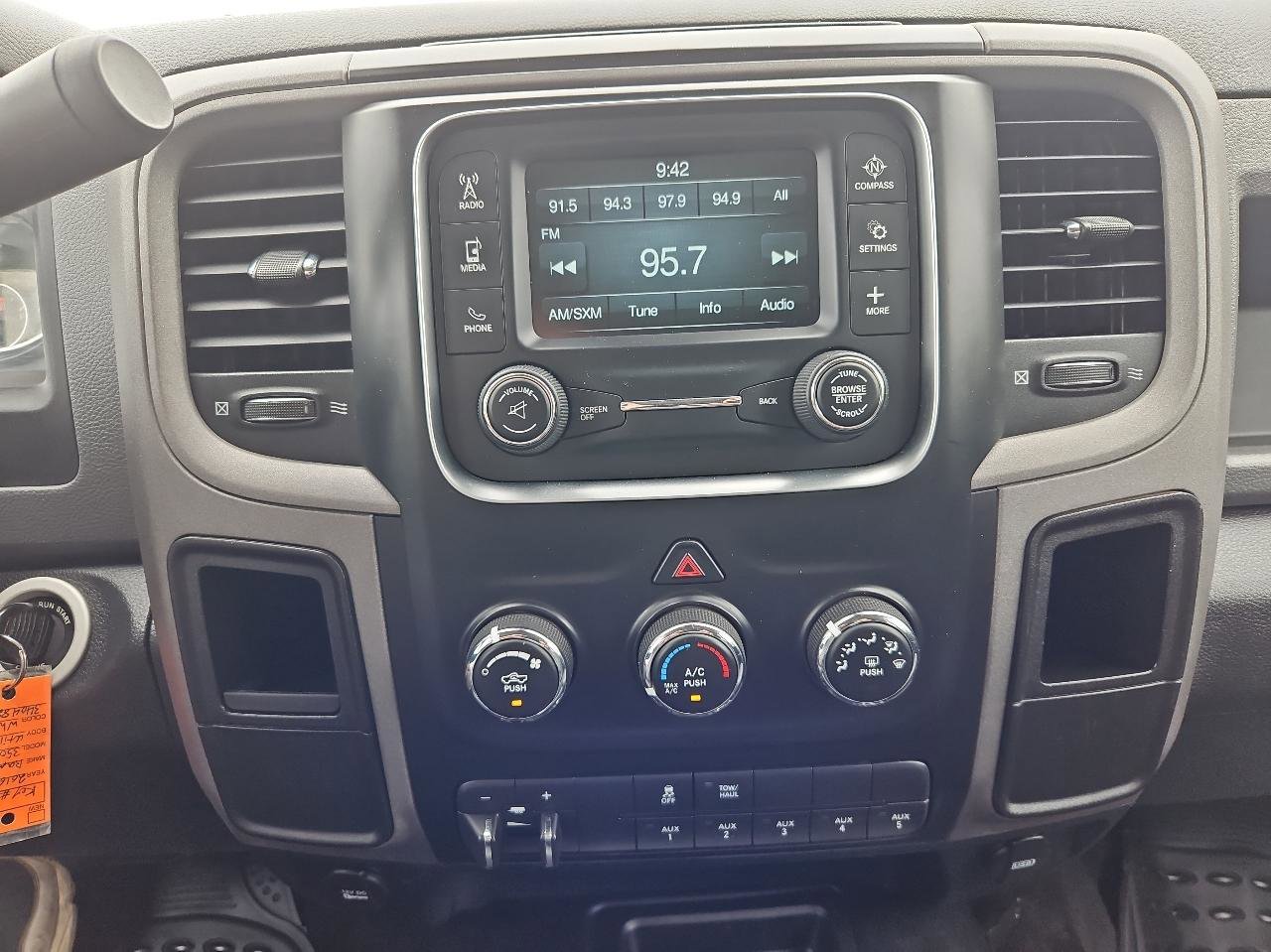 Used 2016 RAM 3500 Tradesman image 33