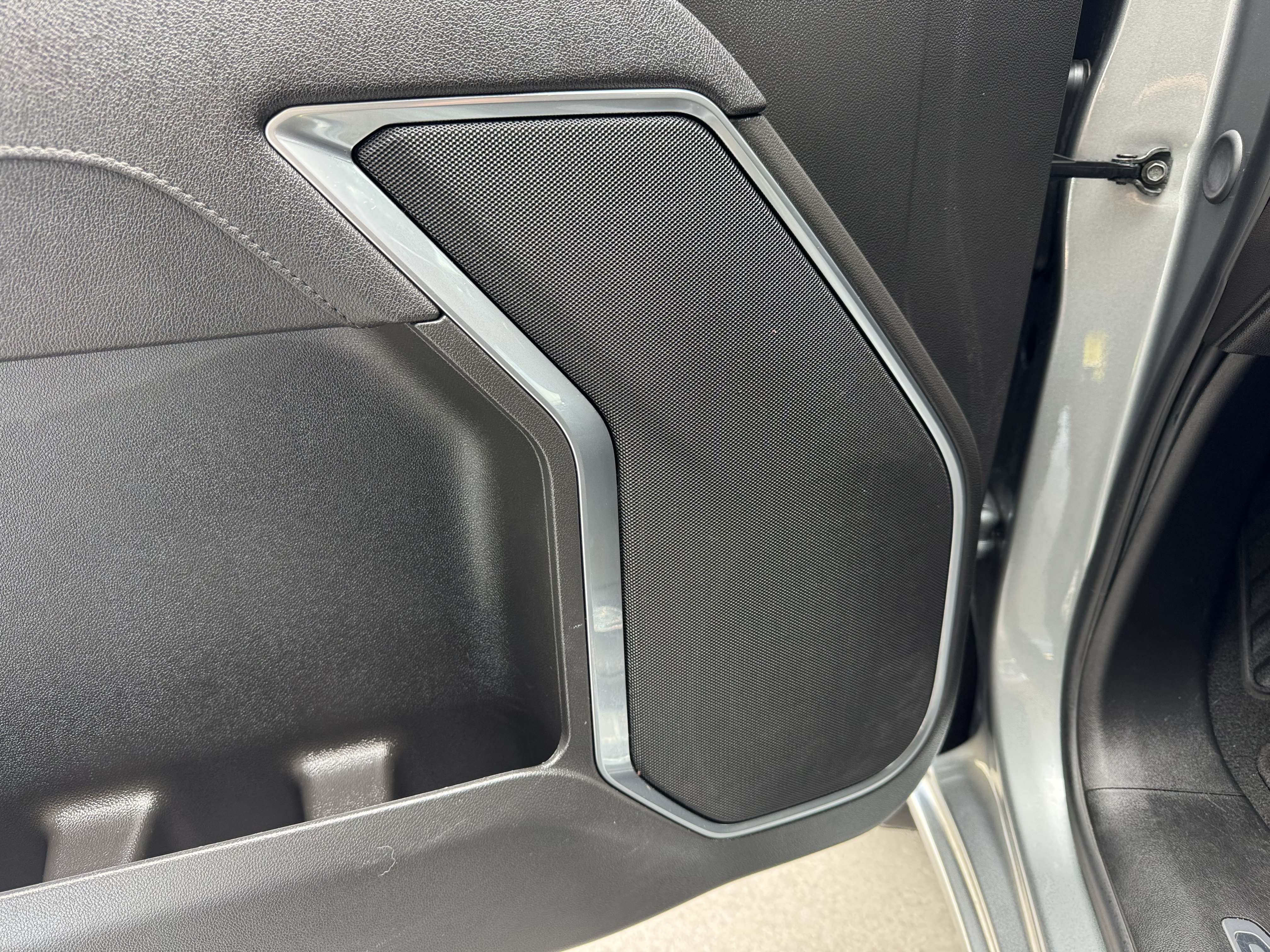 Certified 2025 GMC Sierra 1500 SLT AWD/4WD image 12