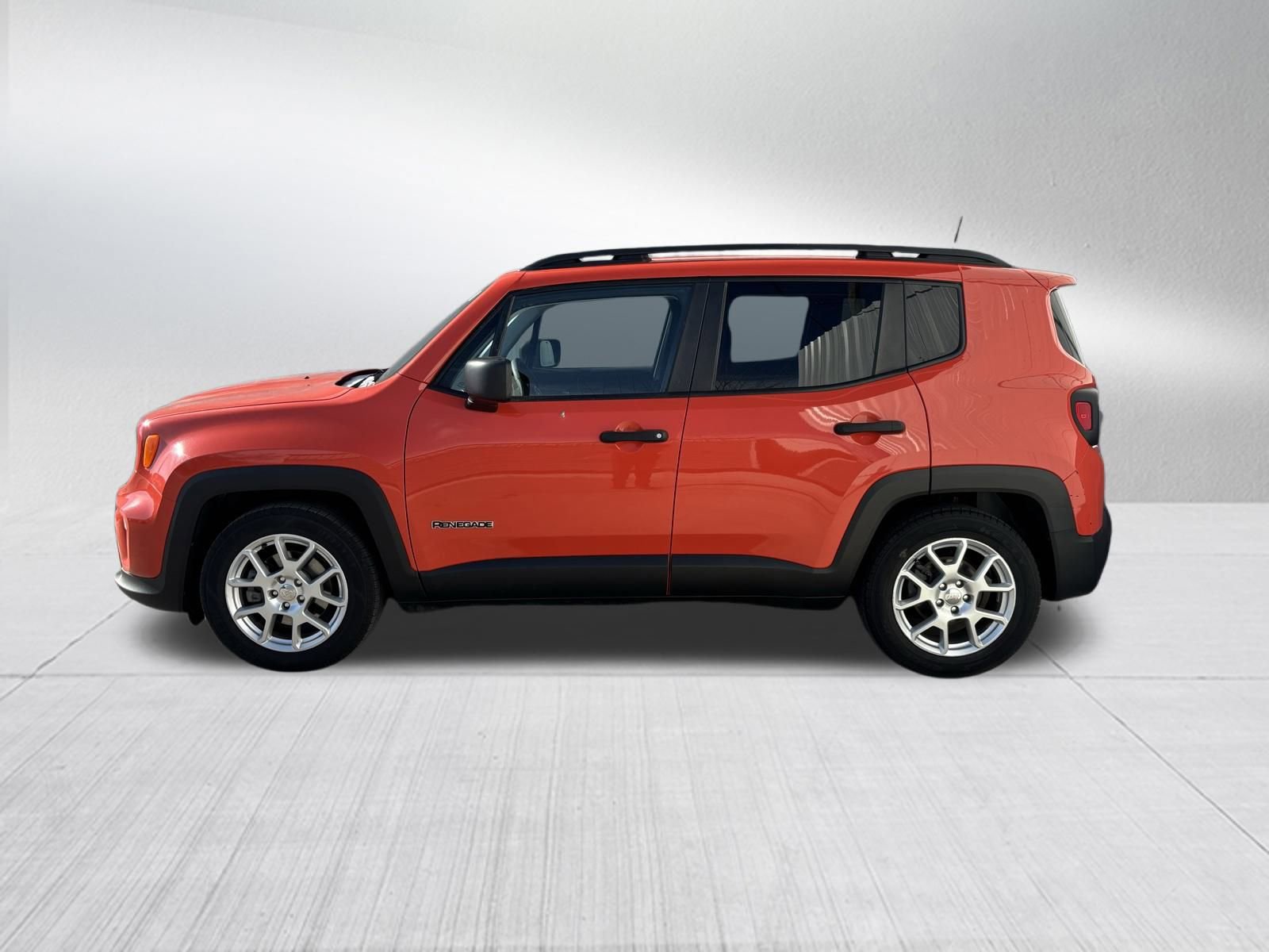 Used 2021 Jeep Renegade Sport w/ Sport Appearance Group FWD image 4