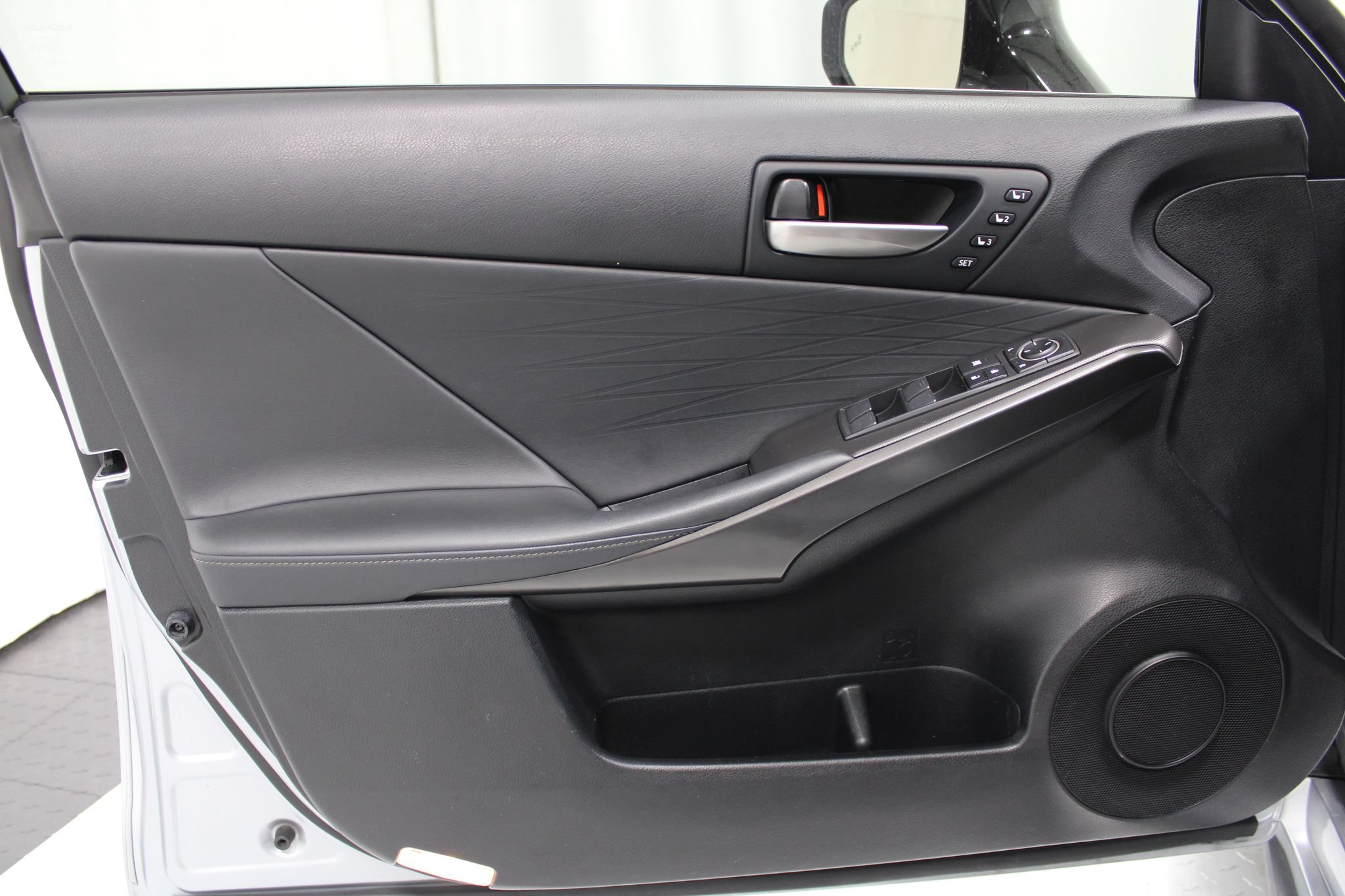 Used 2023 Lexus IS 350 F Sport w/ Memory Package RWD image 9