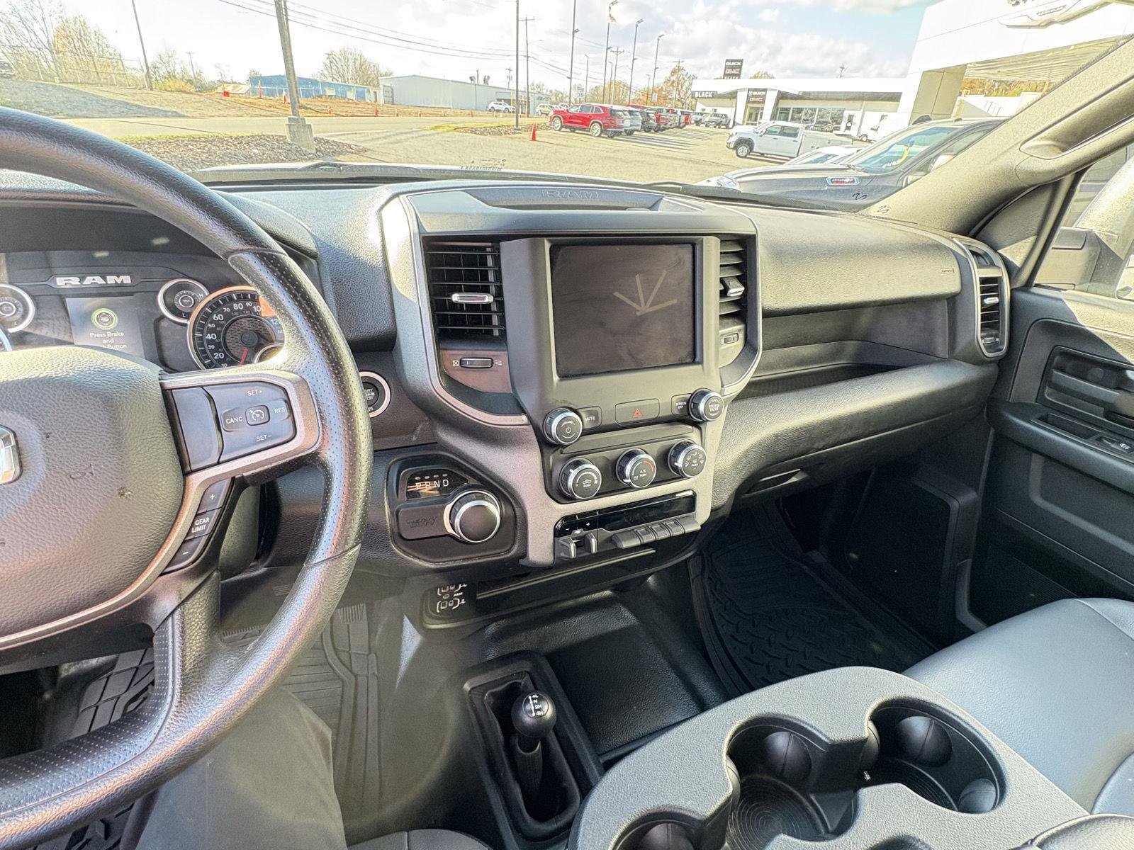 Used 2024 RAM 3500 Tradesman w/ Chrome Appearance Group image 11