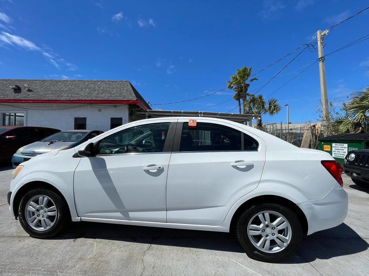 Used 2014 Chevrolet Sonic LT image 17