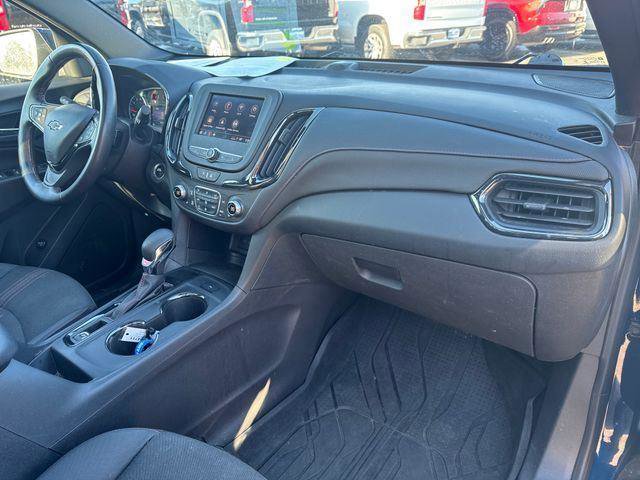 Used 2022 Chevrolet Equinox RS w/ LPO, Floor Liner Package image 19