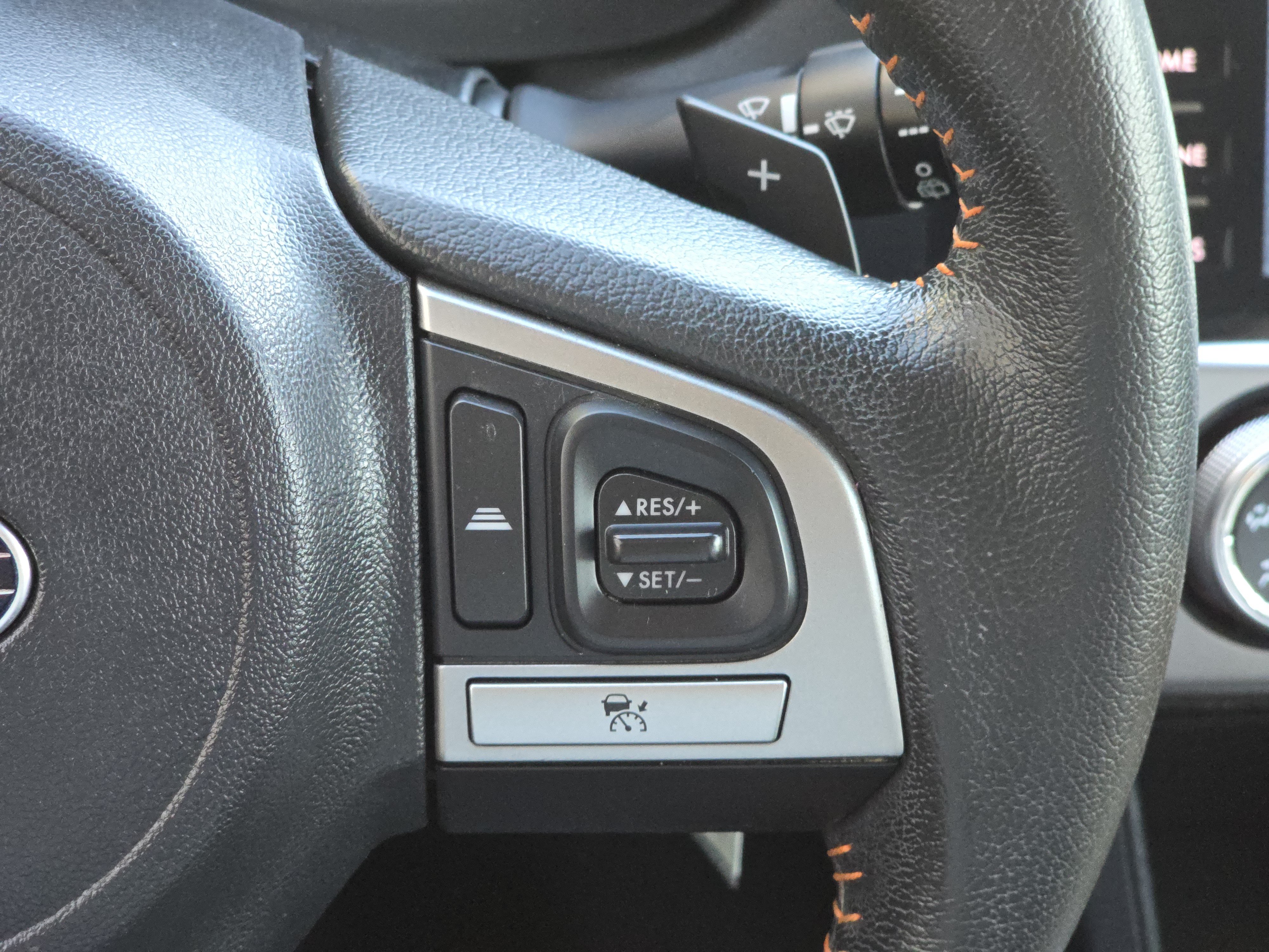 Used 2016 Subaru Crosstrek 2.0i Premium AWD/4WD image 25