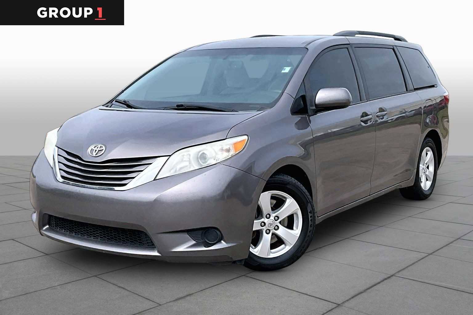 Used 2015 Toyota Sienna LE